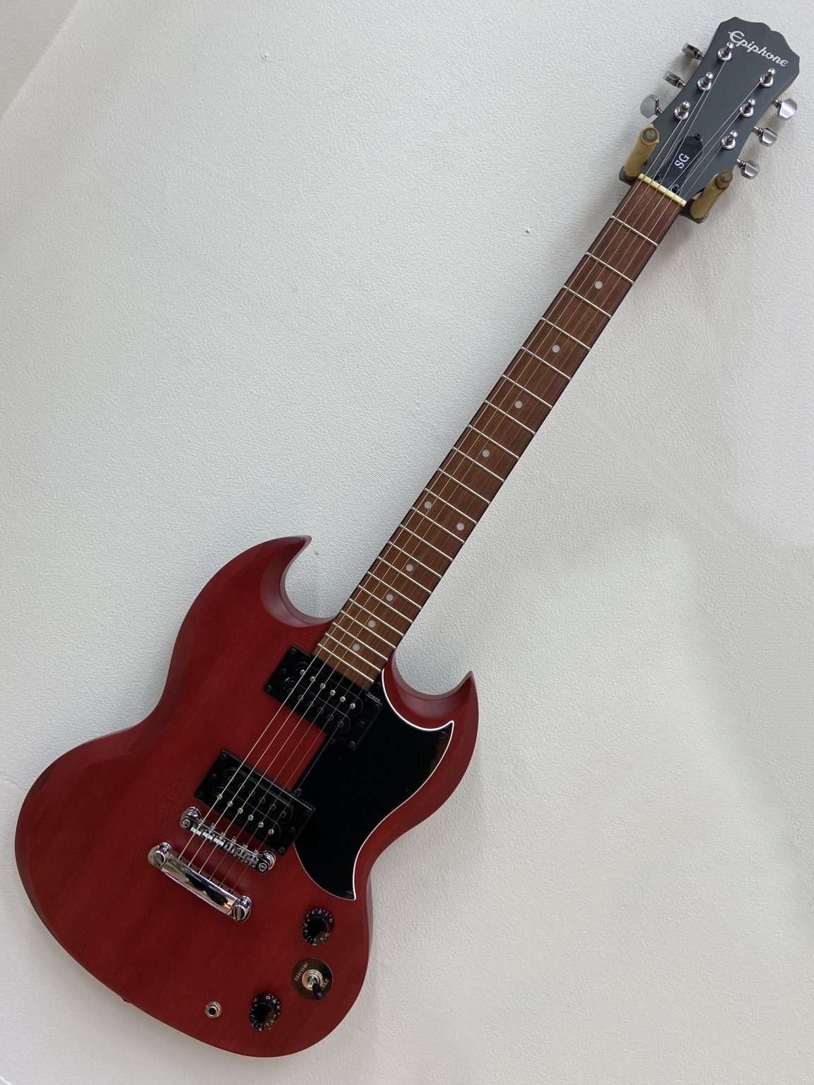 SG【epiphone】　ファジコンのサイン入り SG【epiphone】ファジコンのサイン入り